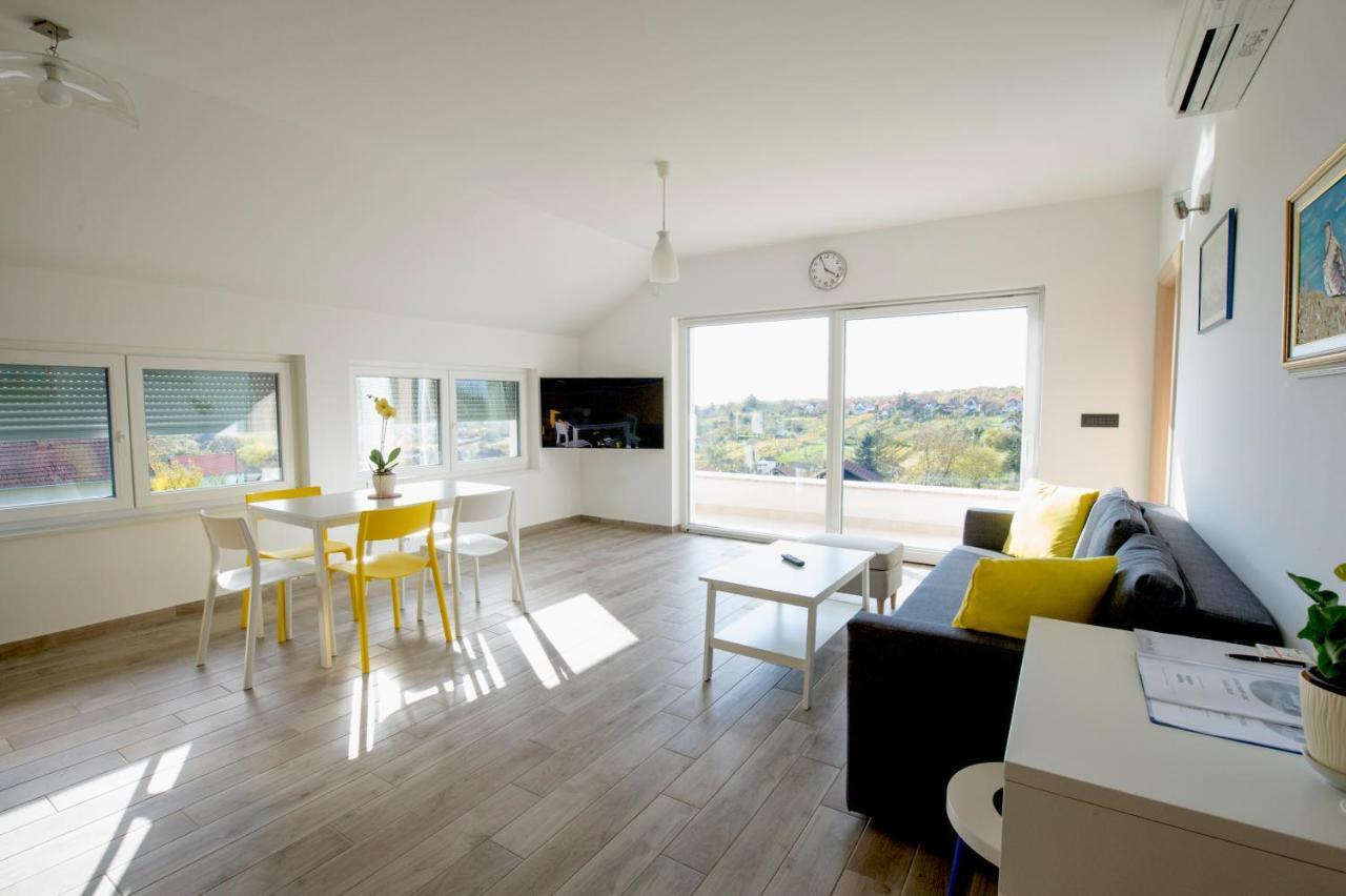 Apartman Grc Lejlighed Dugo Selo Eksteriør billede