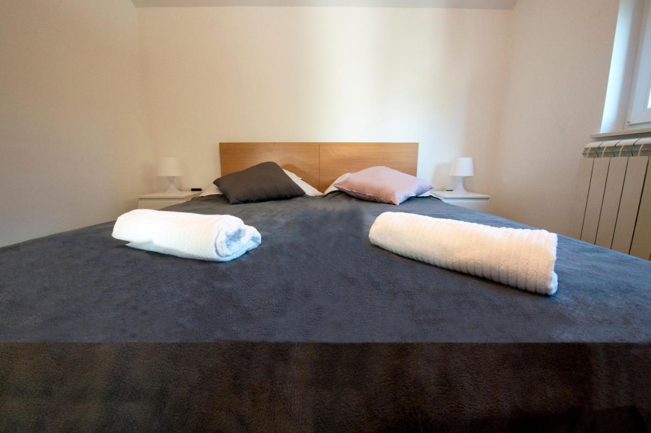 Apartman Grc Lejlighed Dugo Selo Eksteriør billede