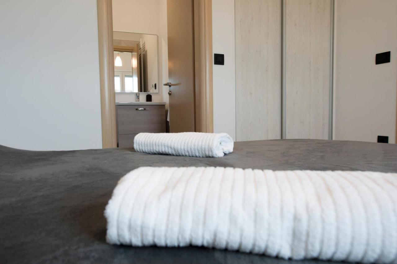 Apartman Grc Lejlighed Dugo Selo Eksteriør billede