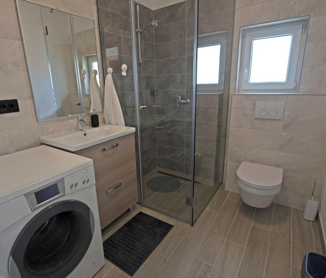 Apartman Grc Lejlighed Dugo Selo Eksteriør billede