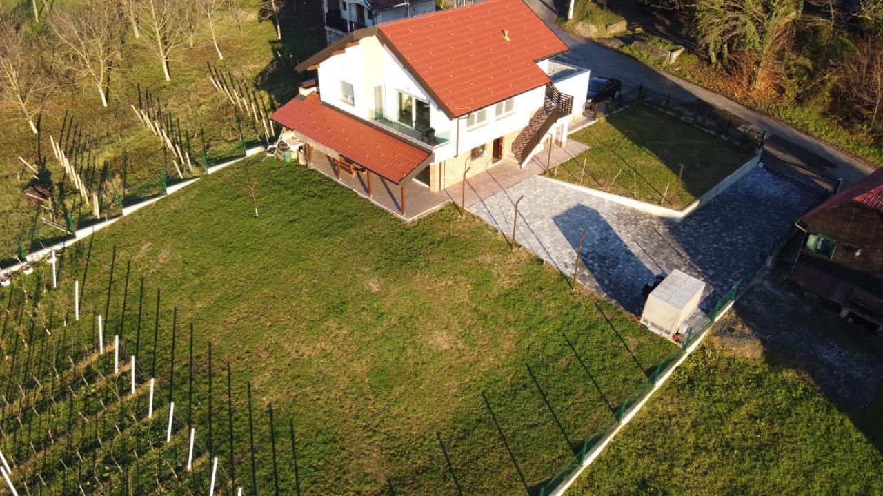 Apartman Grc Lejlighed Dugo Selo Eksteriør billede